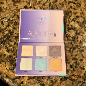 Anastasia Beverly Hills Makeup - ✨AURORA GLOW KIT✨ABH✨ Anastasia Beverly Hills Makeup - ✨AURORA GLOW KIT✨ABH✨